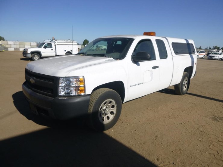 2008-chevrolet-silverado-1500-image-2