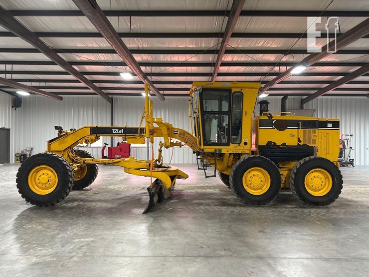 2005-caterpillar-120h-image-5