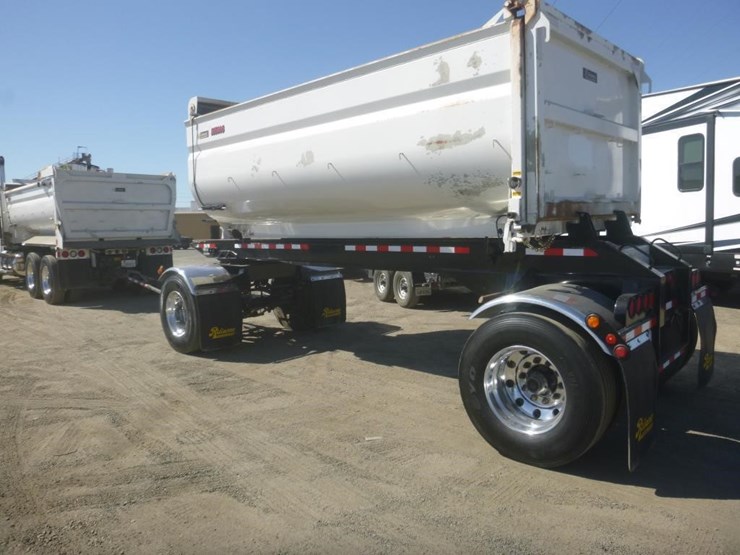 2020-western-star-4900sf-image-28