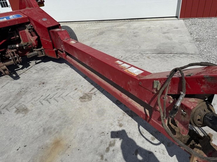 2015-new-holland-fp230-image-20