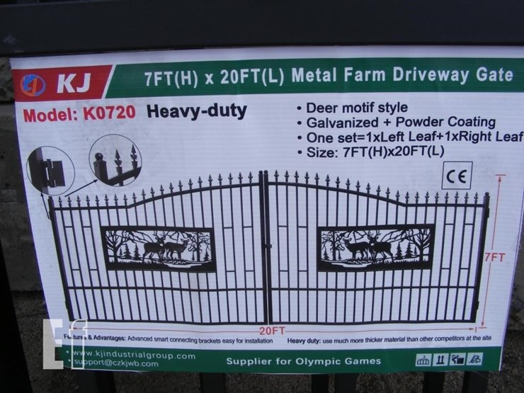 7'-x-20'-bi-parting-driveway-farm-gate-image-4