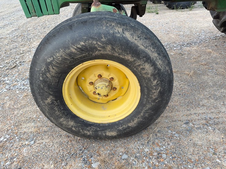 john-deere-4020-image-19