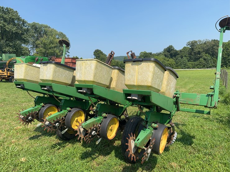 john-deere-7000-image-4