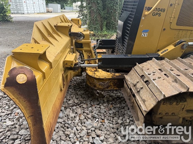 2019-caterpillar-d6k2-lgp-image-12