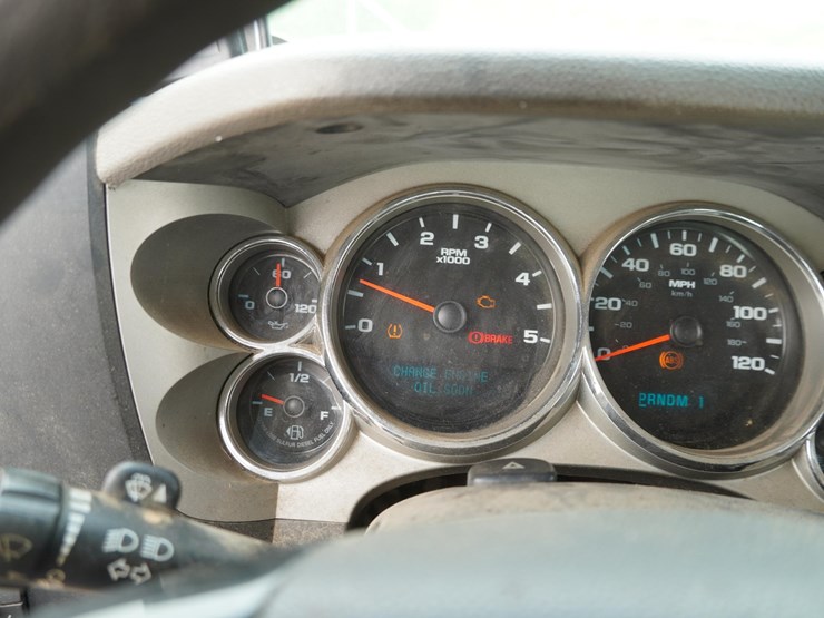 2008-chevrolet-2500-image-54