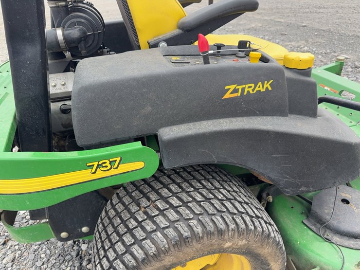 john-deere-737-image-10