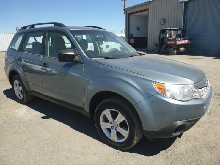 2012-subaru-forester-image-2