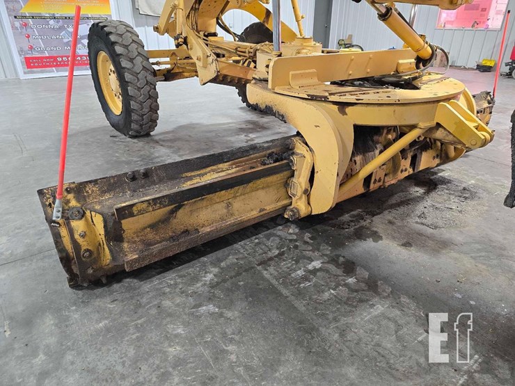 2000-caterpillar-120h-image-12