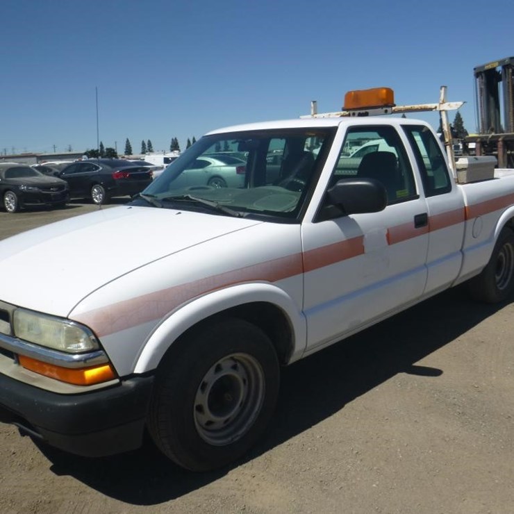 2003 CHEVROLET S10