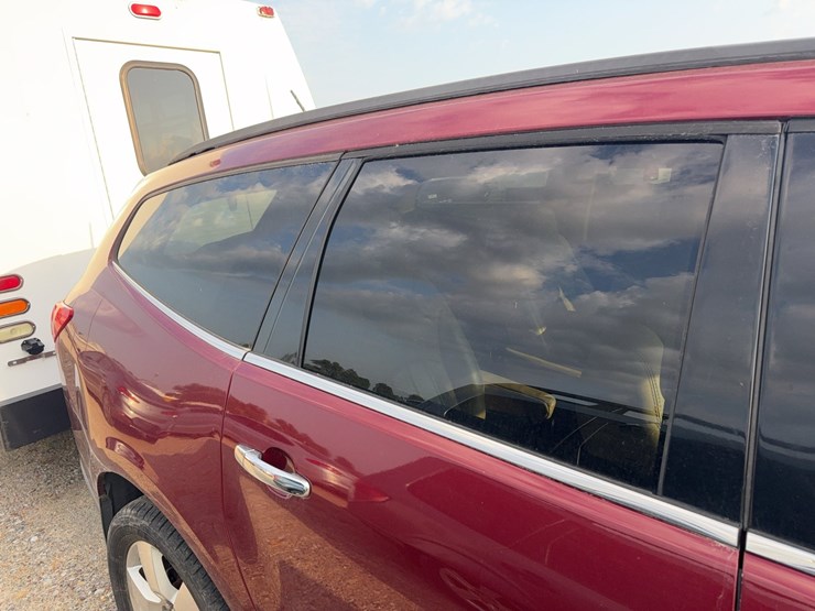 2010-chevrolet-traverse-image-7