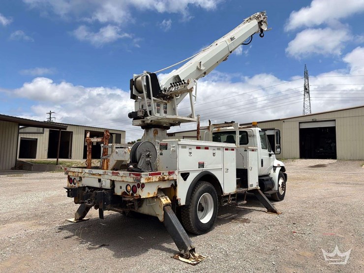 2008-international-durastar-4300-image-4