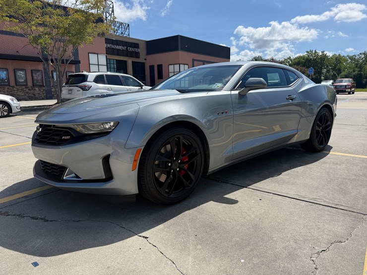 #999999-jc-•-2023-lt1-chevrolet-camaro-v8-6.2l-image-1