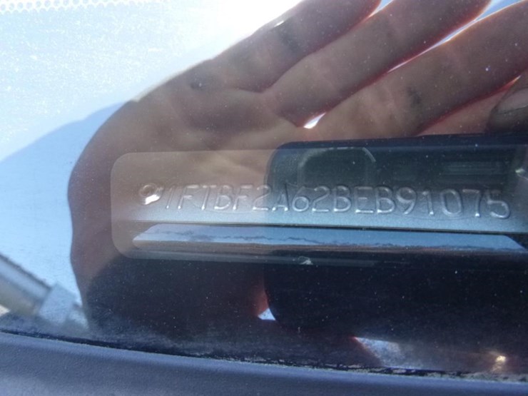 2011-ford-f250-image-13