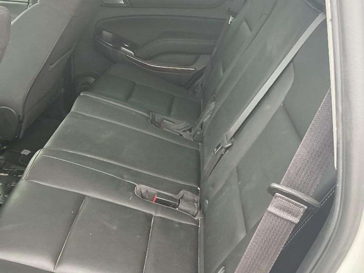 2018-chevrolet-tahoe-image-4