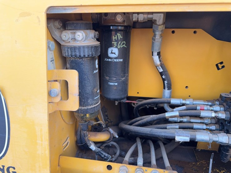 deere-450j-image-15