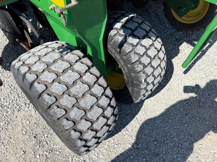 2015-john-deere-1990-image-11
