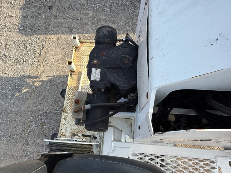 2007-international-durastar-4300-image-59
