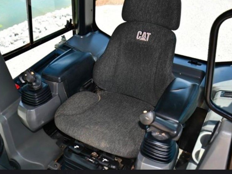 2018-caterpillar-d5k2-xl-image-14