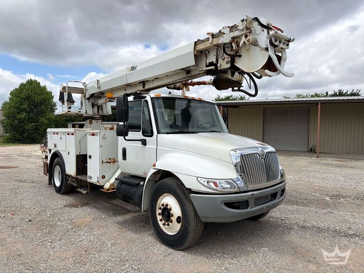 2008-international-durastar-4300-image-39