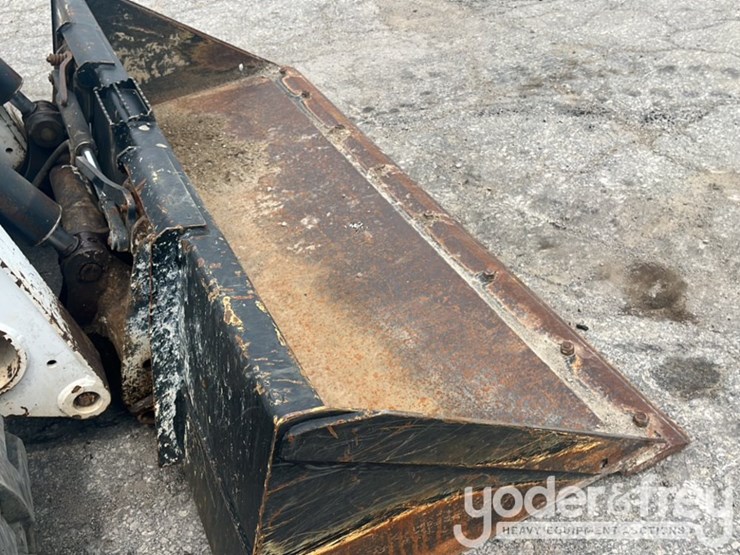 2016-bobcat-t870-image-26