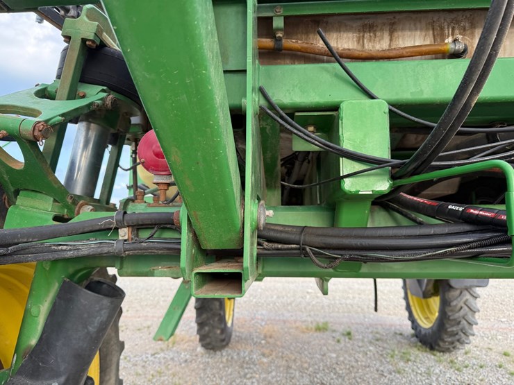 2002-john-deere-4710-image-14