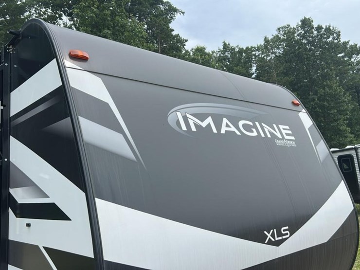 #140-•-2025-grand-design-imagine-xls-22mle-camper-image-12