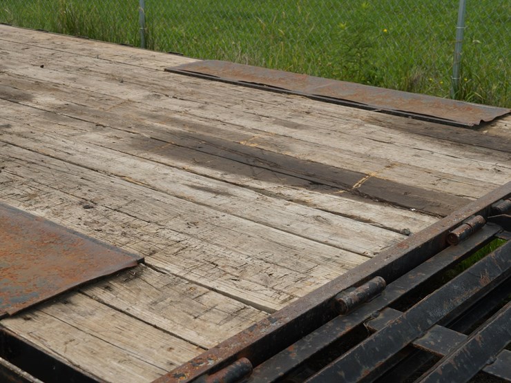 #136-•-2013-appalachian-49290-24'-trailer-image-35