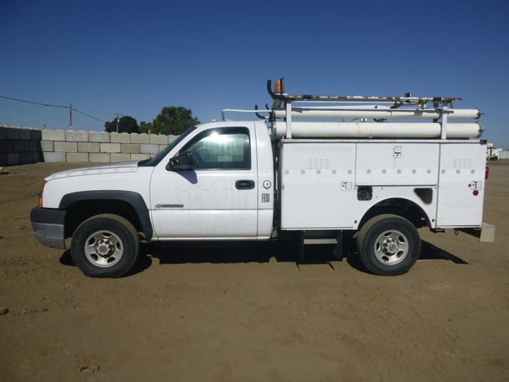 2003-chevrolet-silverado-2500hd-image-6