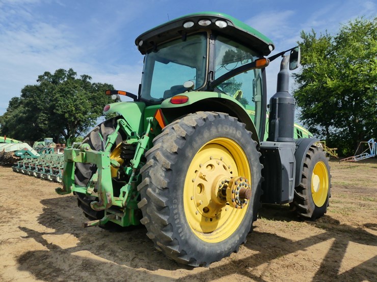 2015-john-deere-8295r-image-3