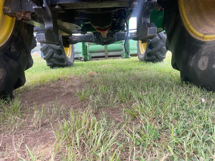 2004-john-deere-5520-image-16