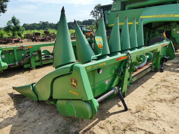 john-deere-608c-image-3