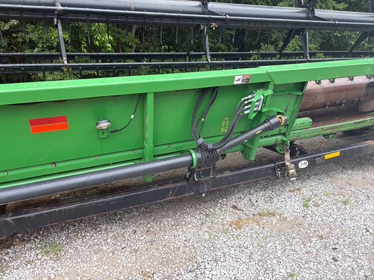 john-deere-630f-image-8
