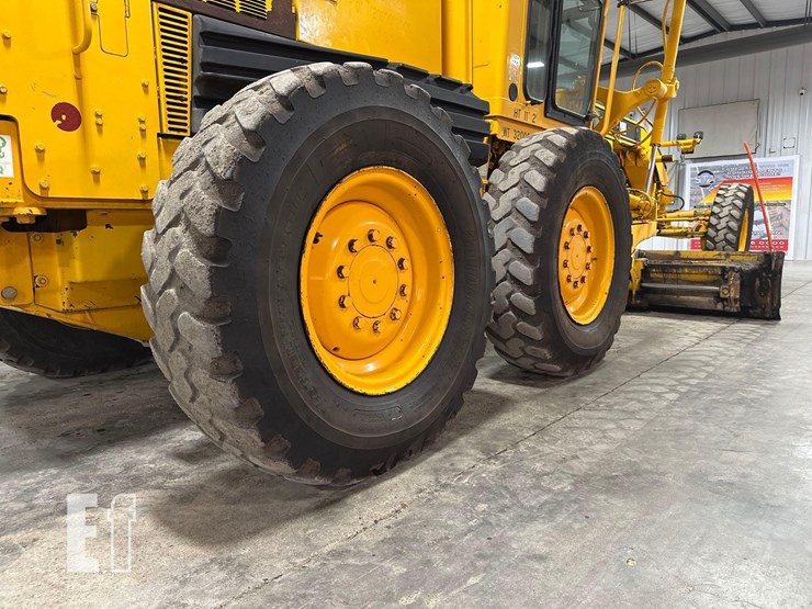 2005-caterpillar-120h-image-27