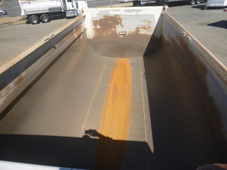 2019-western-star-4700sf-image-39
