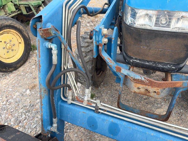 new-holland-7308-image-32