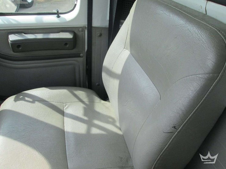 2002-international-4900-image-16
