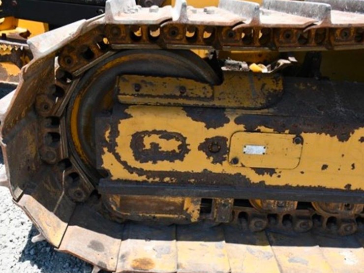 2016-caterpillar-d5k2-lgp-image-4