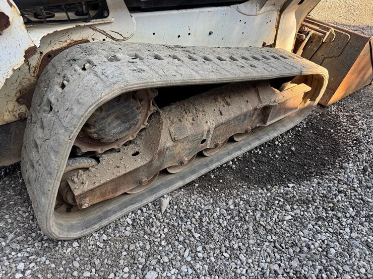 2020-bobcat-t550-image-17
