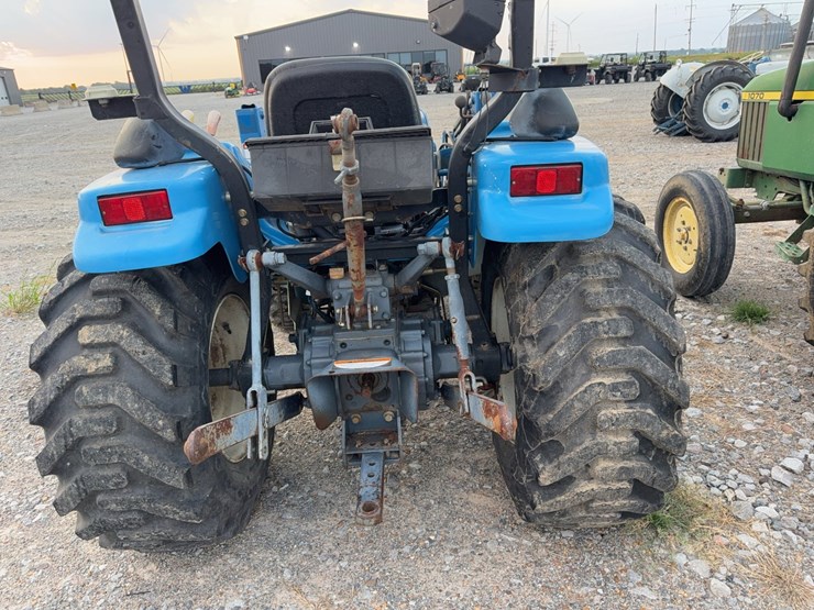 new-holland-7308-image-8