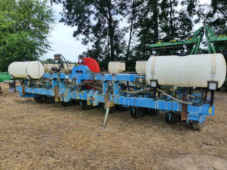 monosem-6-row-twin-planter-image-1
