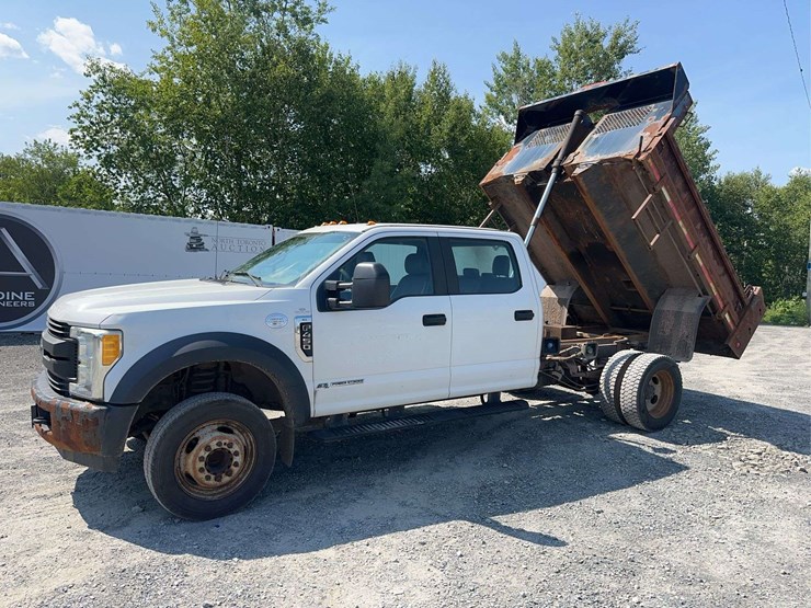 2017-ford-f450-xl-image-32