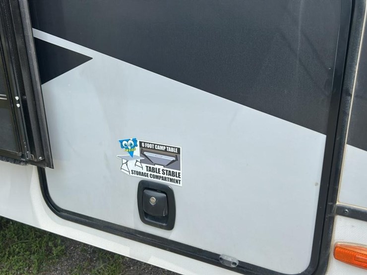 #141-•-2024-alliance-rv-delta-281bh-camper-image-10