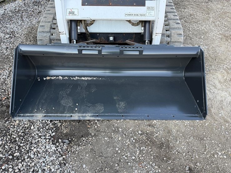 2011-bobcat-t190-image-9