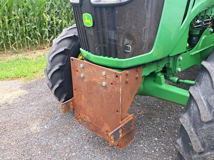 2019-john-deere-5090e-image-28
