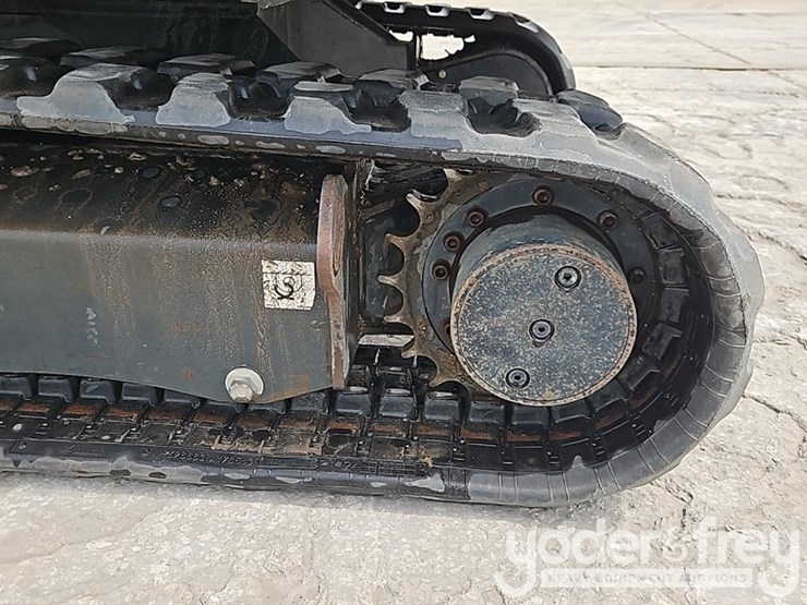 2022-bobcat-e32-image-28