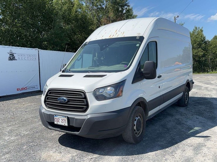 2017-ford-transit-image-1