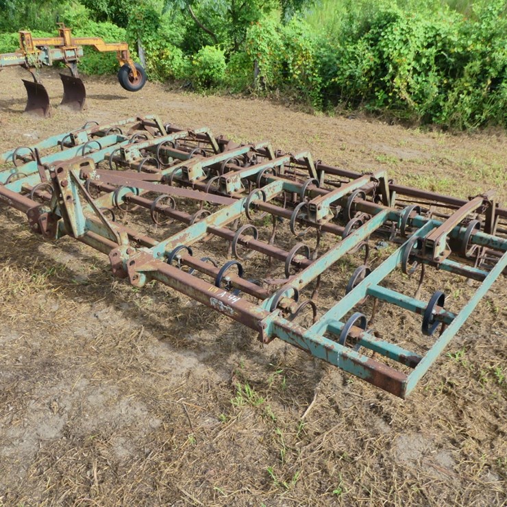 KMC 3pt 14' Field Cultivator
