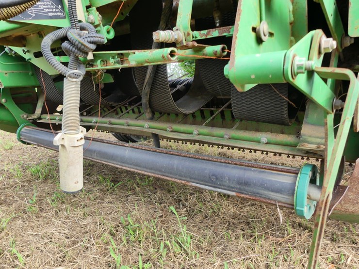 john-deere-568-image-12