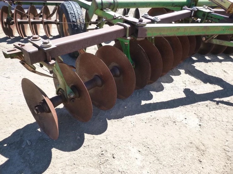 john-deere-15-image-10