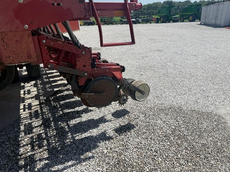 case-ih-5500-image-40